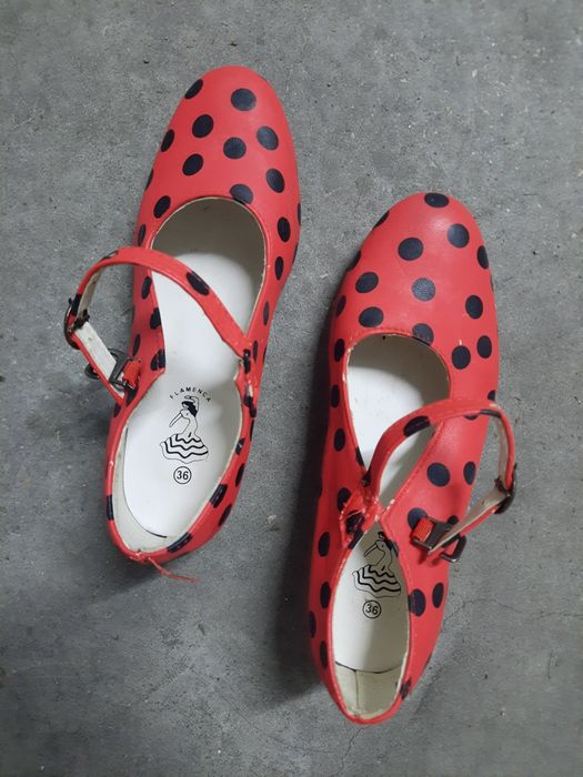 Sapatos traje castelhano