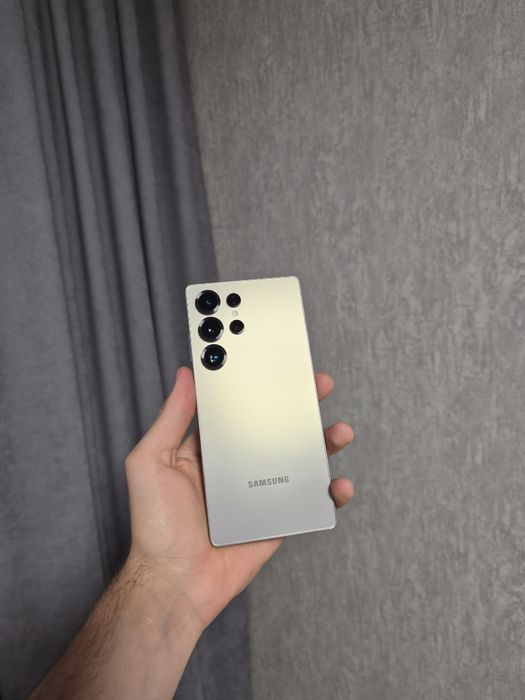 Samsung Galaxy s25 ultra 12/256