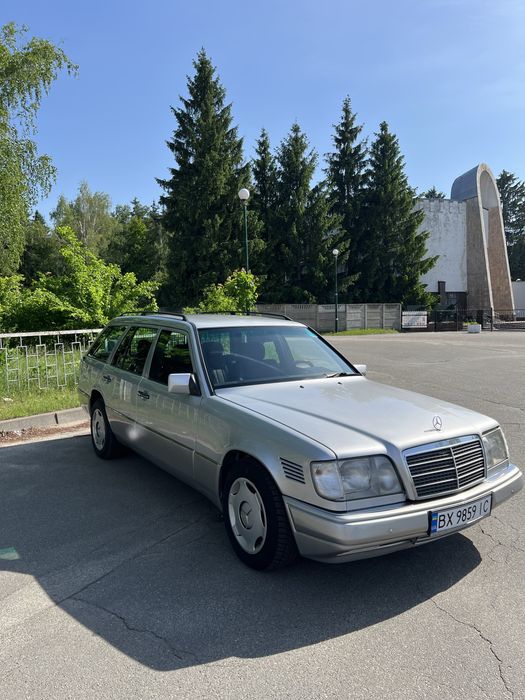 Продаю власний автомобіль у гарному стані.