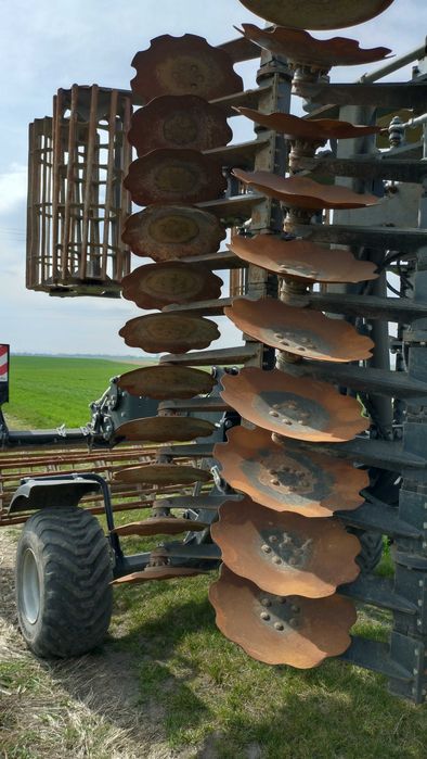 Brona talerzowa talerzówka Agro Tom