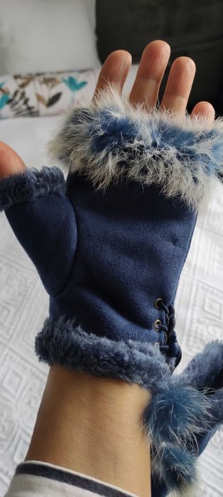 Granatowe mitenki damskie