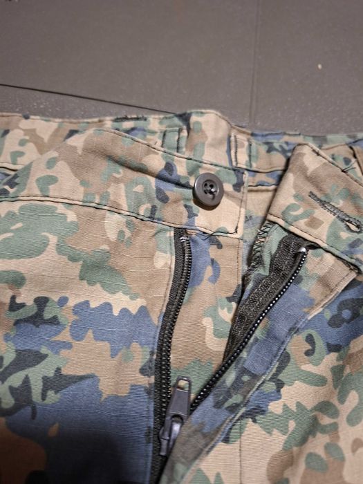 Spodnie wojskowe militarne Austria Tarnanzug 112-116 (V-VI)
