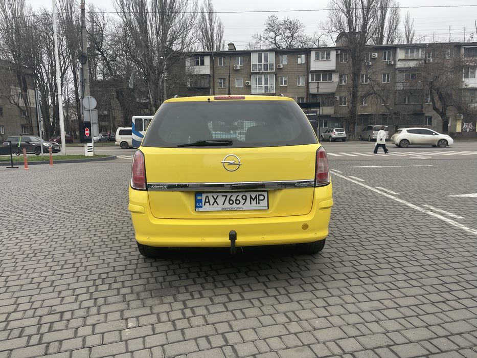 Opel Astra 2010 дизель