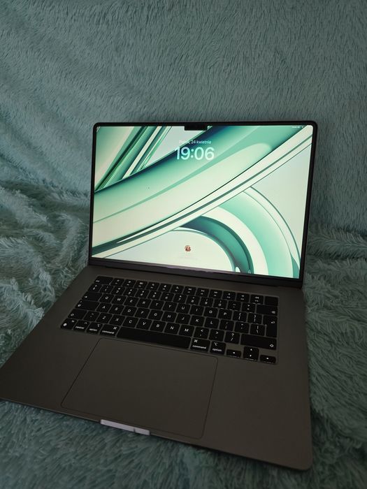 Macbook air M2 15