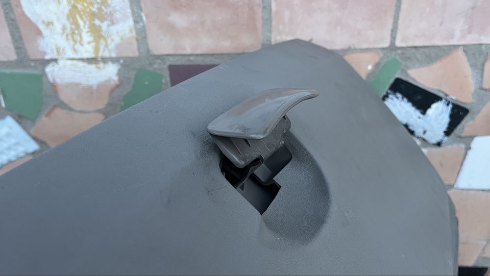 Бардачок до renault megane2
