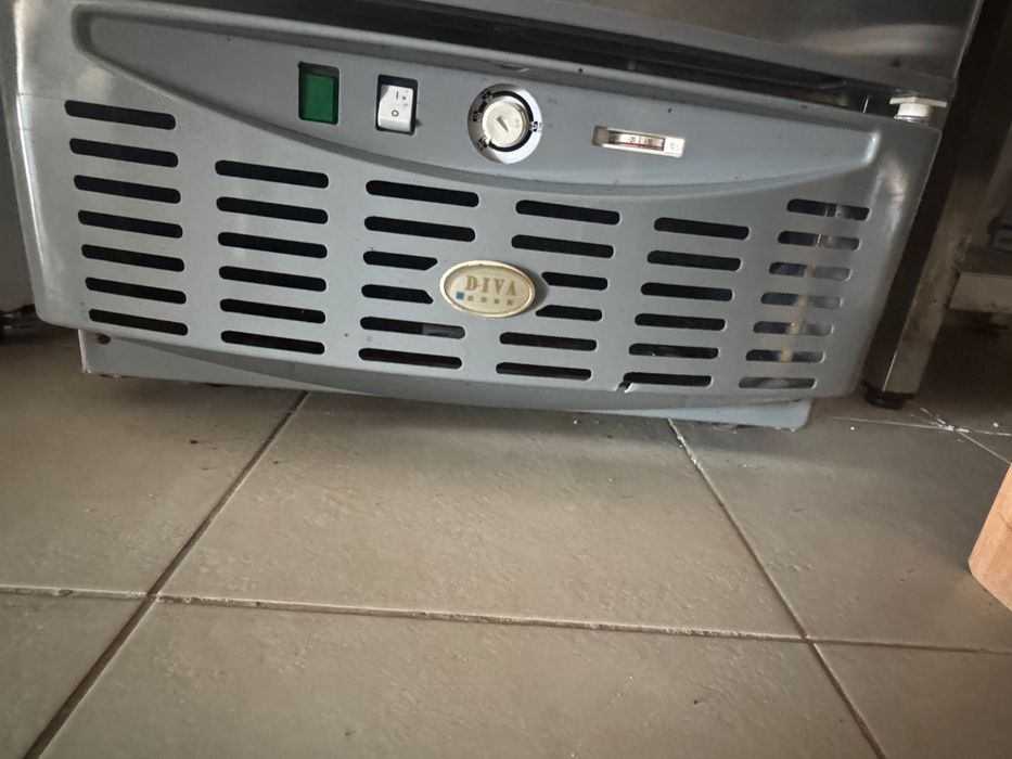 Arca frigorífica vertical Jocel