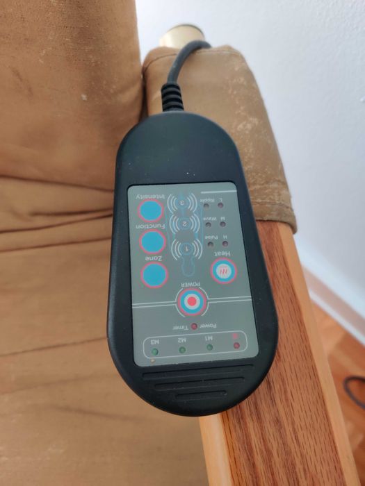 **NOVO PREÇO**Cadeira de relaxe/massagens**(NOVO PREÇO)**