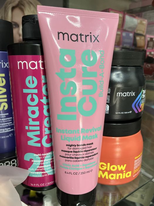 Маски для волосся matrix & biolage