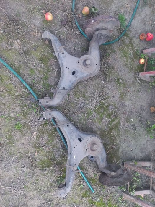 Продам задні ричагі до фольксваген т4