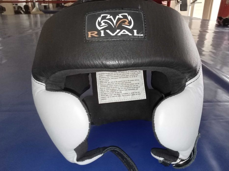 шлем  для бокса и единоборств,  тренировочный. RIVAL  размер L,  кожа