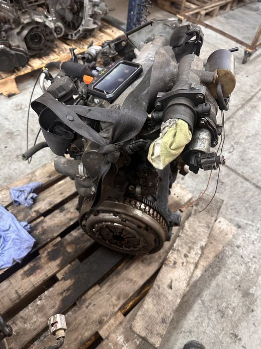 Мотор Двигун 1.9 dci Renault Trafic Opel Vivaro Laguna Megane Volvo