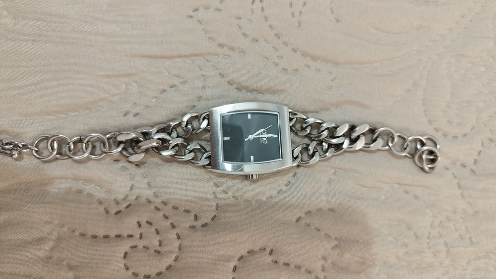 Relógio senhora marca One em original