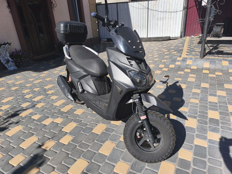 Продам максі скутер Форте 150