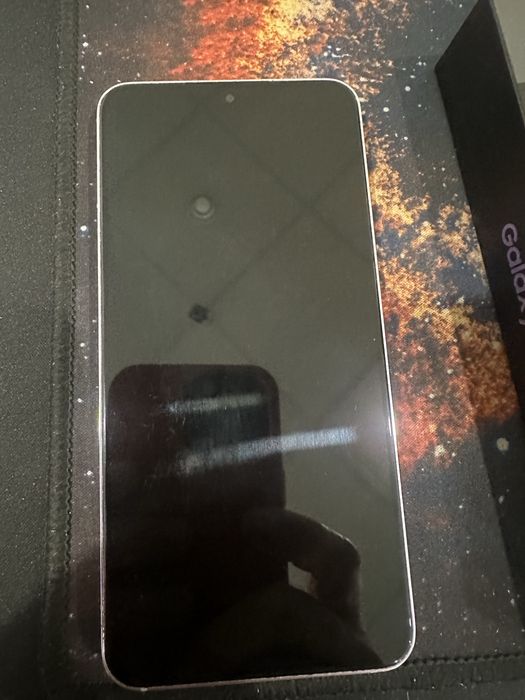 Смартфон Samsung S22 8/256