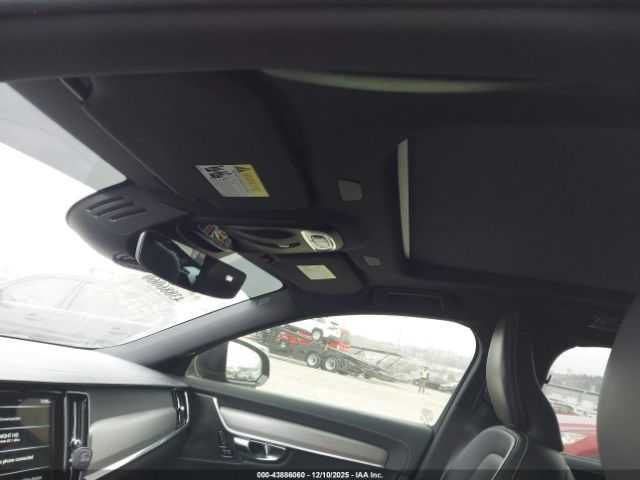 Volvo V90 T6 R-Design 2021