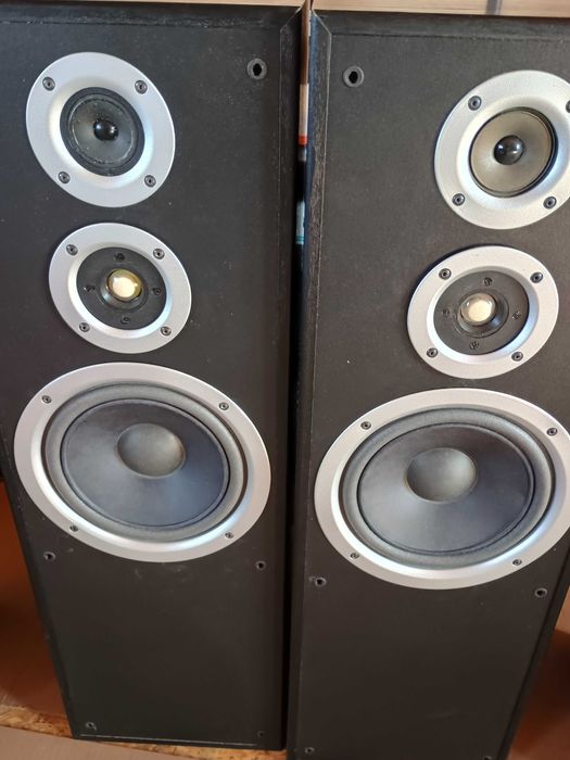 Kolumny Jamo Studio 180