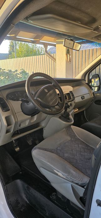 Renault trafic  груз-пасс