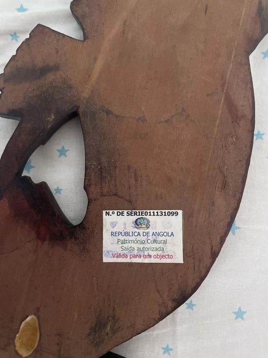 Artesanato angola em pau preto