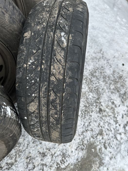 Шини з дисками Рено Трафік 215/65/r16