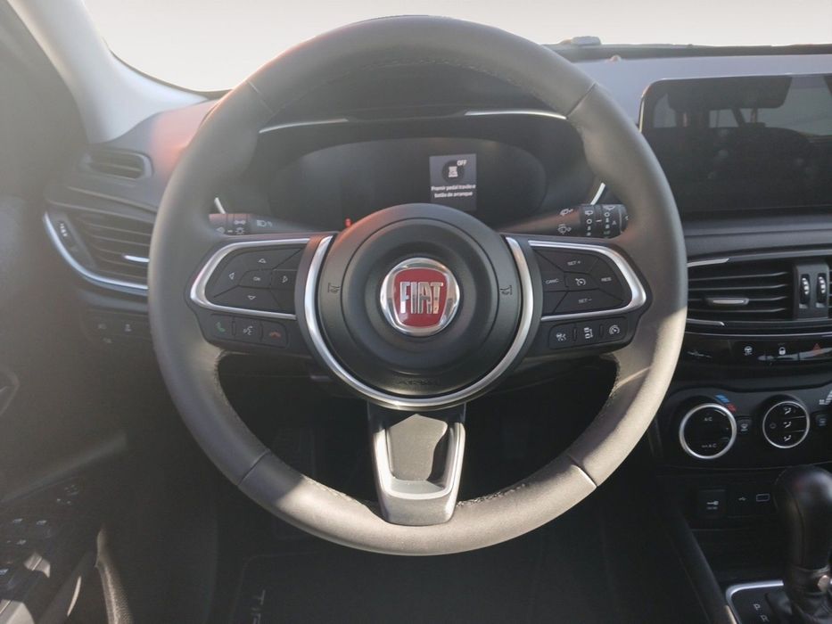 Fiat Tipo Station Wagon Cross 1.5 GSE T4 Cross DCT
