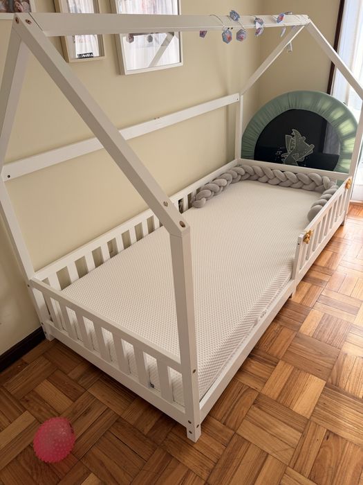 Cama Montessori casinha