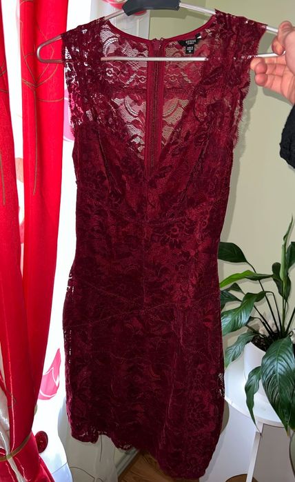 стильна Сукня Guess