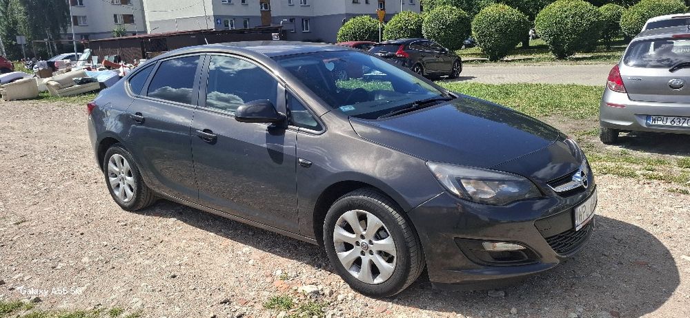 Opel Astra J 2016 r Gaz