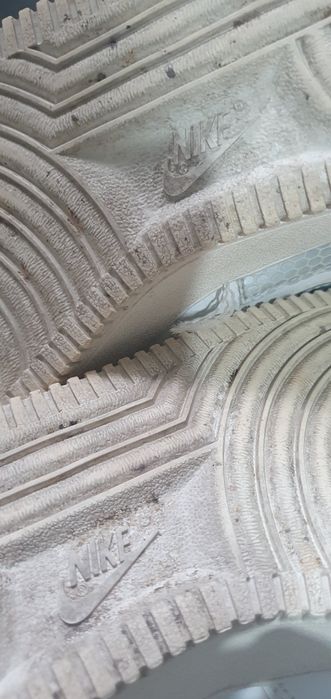 Ténis Nike modelo 3M US 8 brancos