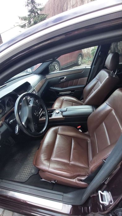 Mercedes-Benz E350