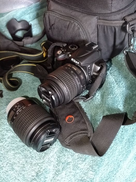 Продам Фотоапарат Nikon D5000