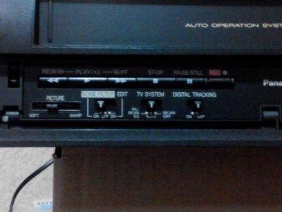 Видеомагнитофон Panasonic NV-J30EE