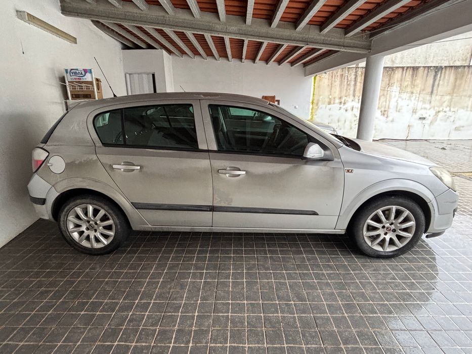 Opel Astra 1.4 gasolina 05/2004