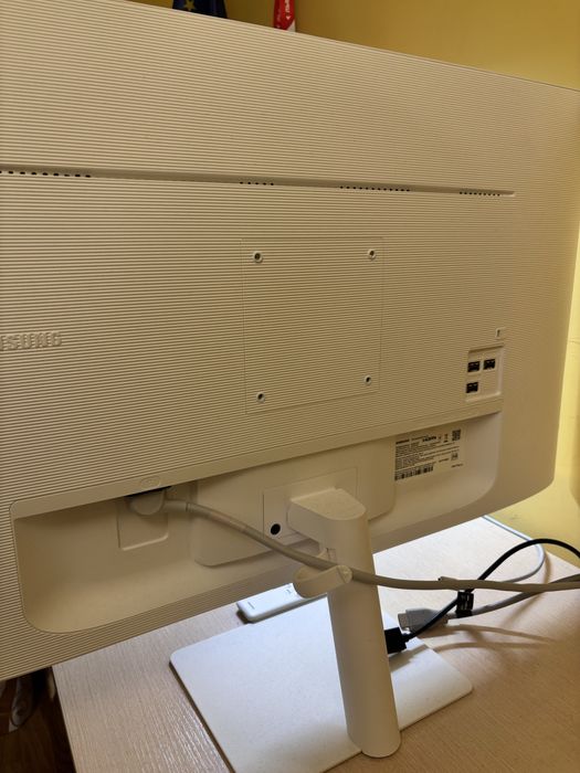 Монітор Samsung Smart M7 M70F 32\" 4K UHD