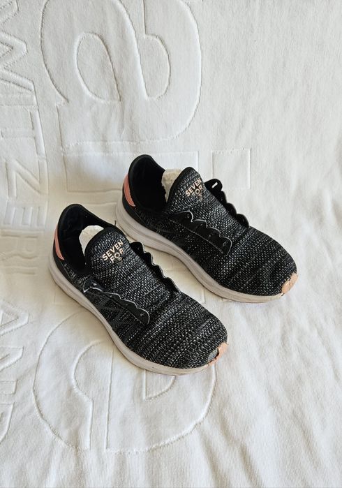 Buty damskie adidasy sportowe lekkie 39