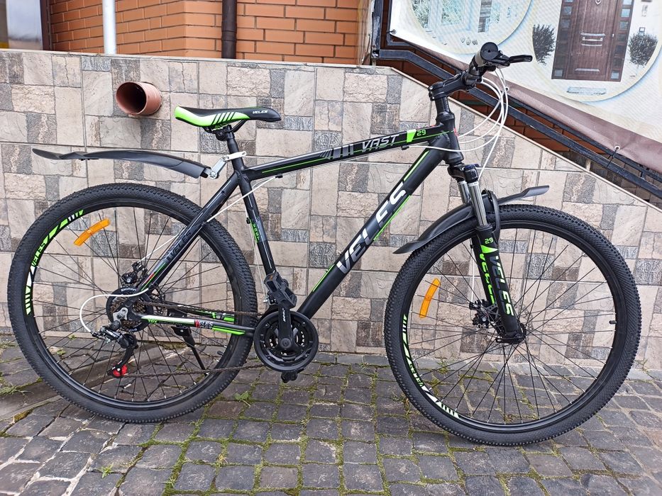 Велосипед Veles найнер 29 колеса рама 21 и 18 алюмінієвий