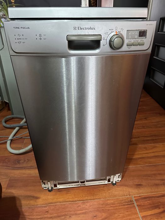 Zmywarka Electrolux ESF45030X uszkodzona