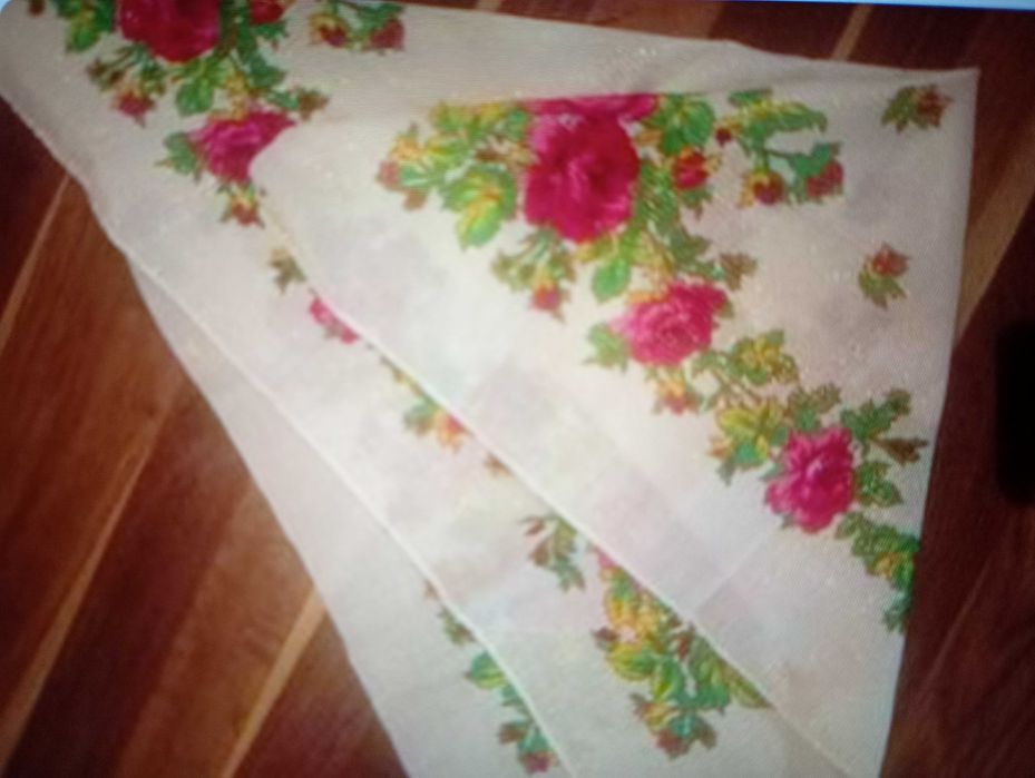 Нова гарна хустка