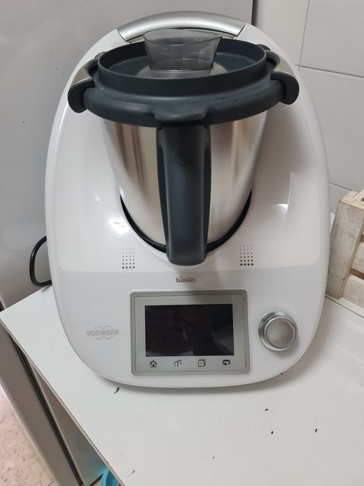 Vendo Bimby TM5 com acessorios