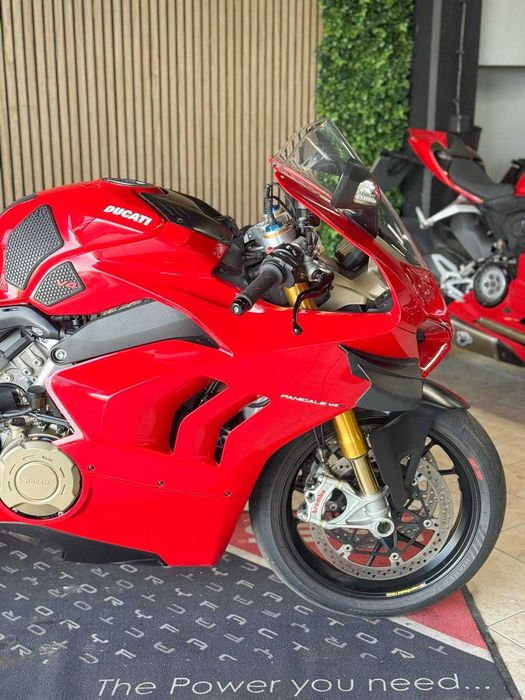 Ducati Panigale V4S