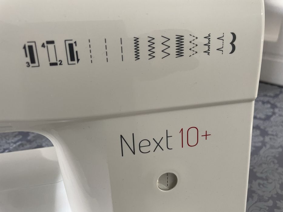 Máquina de Costura ALFA Next 10+ (12 pontos)