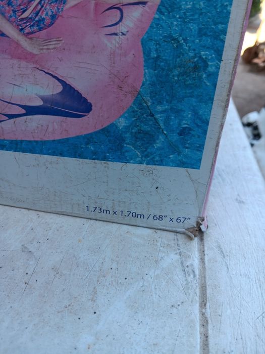 Boias de piscina grandes