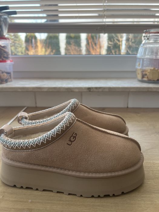UGG tazz slippers
