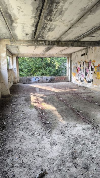 Комплекс приміщень під реконструкцію