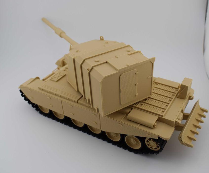 Model czołgu FV4005