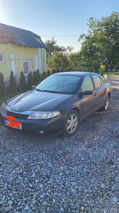 Продаю автомобіль renault laguna 2 1.9 турбодизель стан як на фото проблеми з двигуном