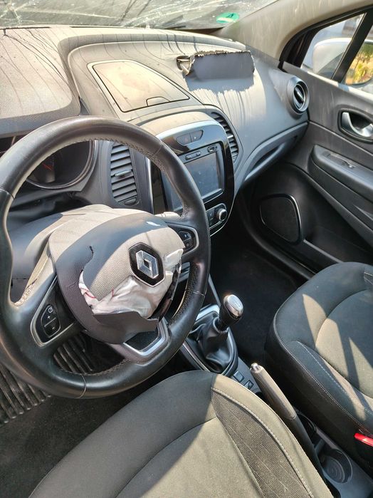 Renault Captur 0.9 benzyna 12/2018