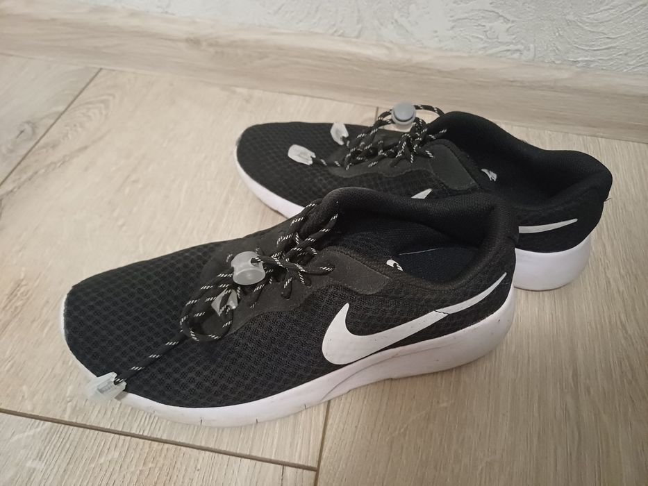 кросівки  Nike 39
