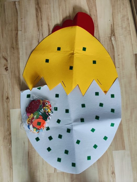 Jajko wielkanocne filcowa dekoracja z ozdobami N312