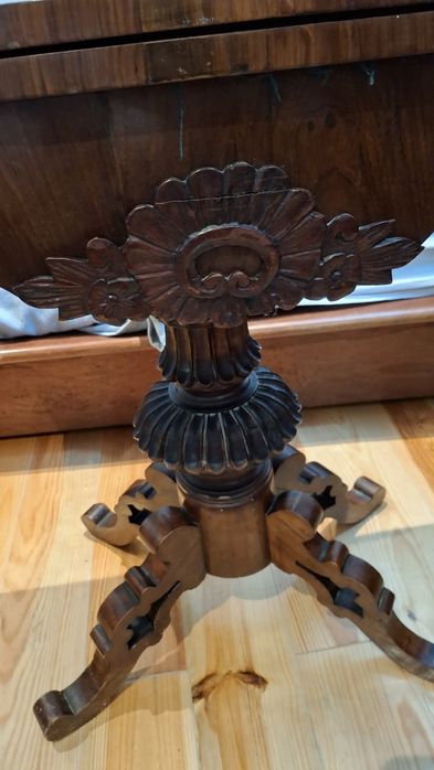 Mesa de jogo portuguesa séc XIX Pau santo estilo Romântico