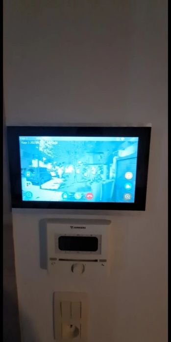 Vídeoporteiros e ecrã (com/sem) WiFi (Novos)